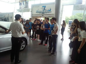 機(jī)電工程學(xué)院汽車技術(shù)服務(wù)與營銷專業(yè)新生赴珠光汽車參觀學(xué)習(xí) 組圖